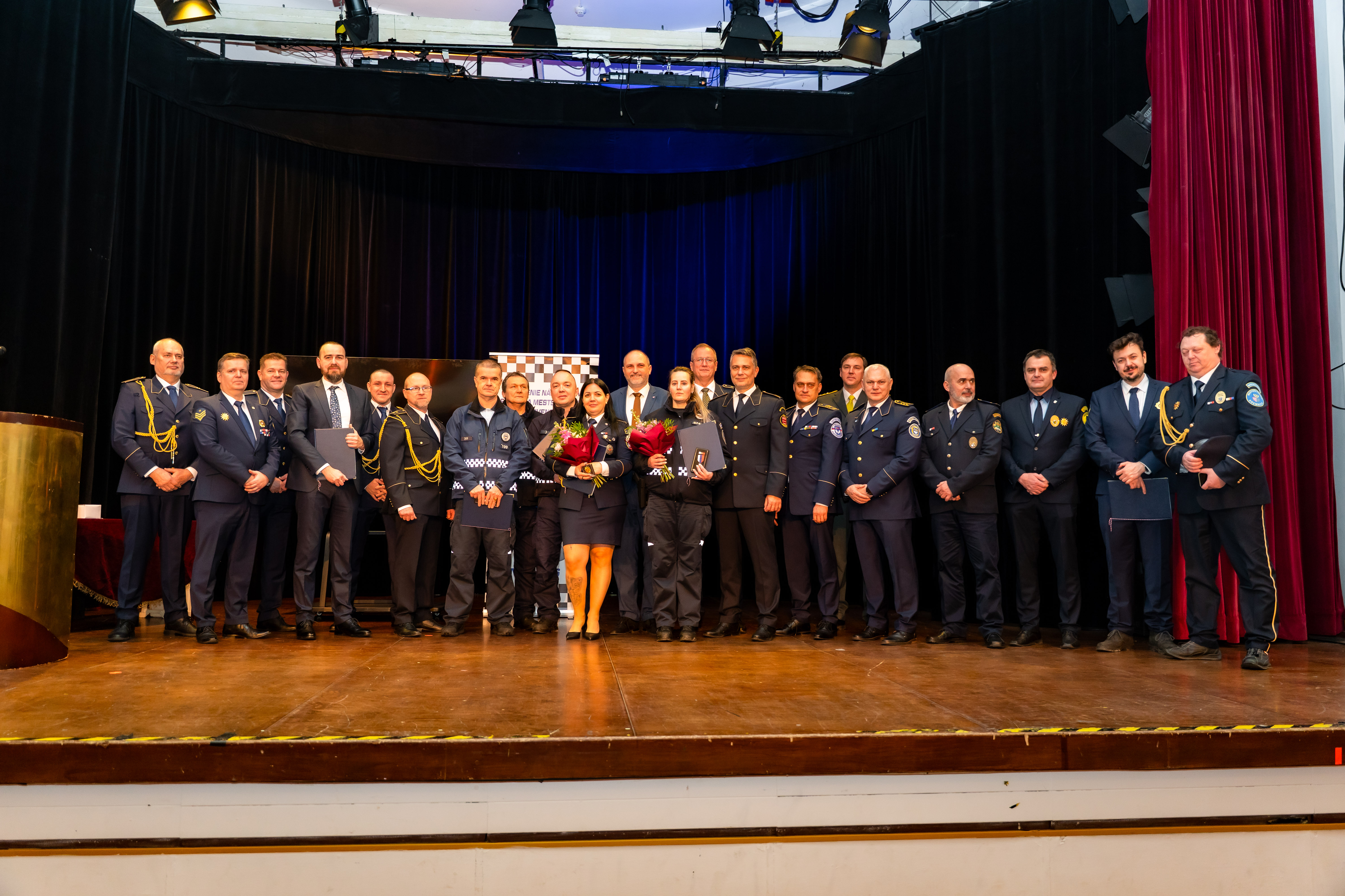 Slavnostny krst Encyklopedie obecnych a mestskych policii -68